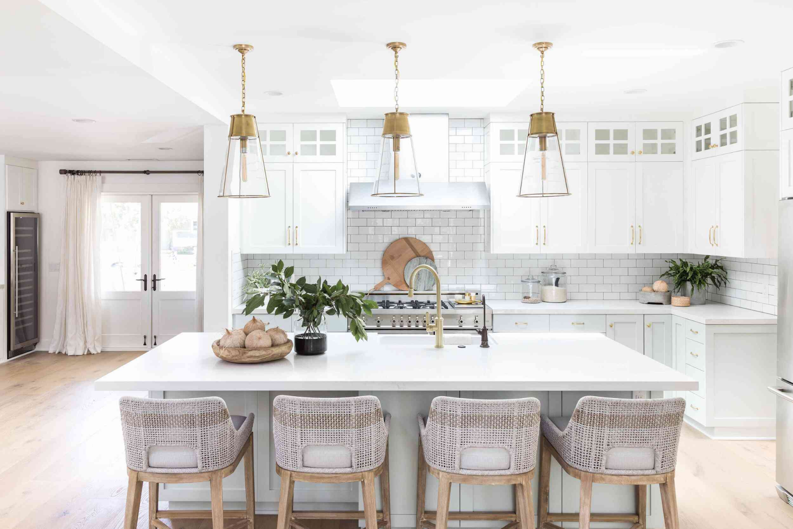 How To Clean Light Fixtures: The Ultimate Guide To Brighten Up Your Space